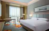 Kamar Tidur 2 Sheraton Beijing Lize Hotel