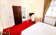 Kamar Tidur 3 Hotel Rose