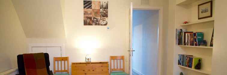 Lobby Welcoming and Homely 2 Bed in Central Location