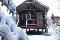 Luar Bangunan Wrangell Mountain Lodge