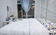 Kamar Tidur 4 Dream White Hotel