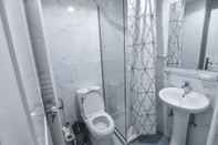 Toilet Kamar Dream White Hotel
