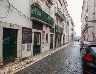 Exterior 2 Casa Cara Duplex by All In Lisbon