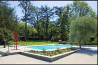 Swimming Pool Hotel La Redonière