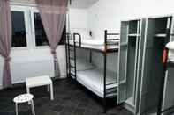 Bilik Tidur Easy Zimmer - Hostel