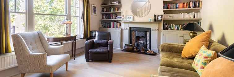 Sảnh chờ Charming Home in Leafy Parsons Green