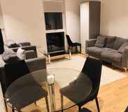 Common Space 6 Luxury 2 Bed 2 Bath Apartments next to kings cross