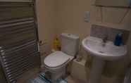 Toilet Kamar 7 City View Lodge apartments