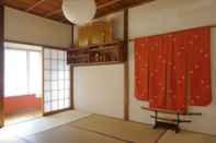 Kamar Tidur Villa Traditional Designer House Itabashi