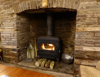 Lobby 2 Hilltops Brecon Holiday Cottages