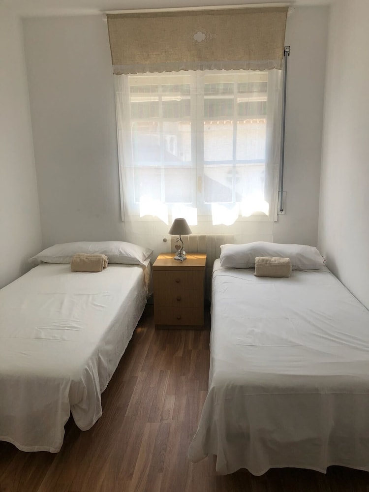 Kamar Tidur 4 Vilasardemarlux I