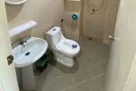 Toilet Kamar Seth-Thee Residence