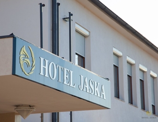 Bên ngoài 2 Hotel Jaska