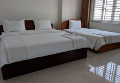 卧室 7 Golden House Motel