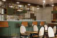 Bar, Cafe and Lounge DoubleTree by Hilton Rome Monti