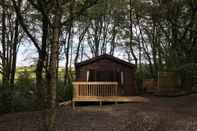 Exterior Woodland View Hot Tub