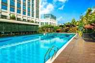 Kolam Renang Win Long International Hotel