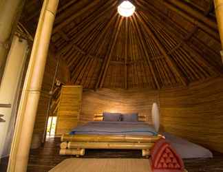 Kamar Tidur 2 Hide Tumbuk Bamboo by Atharva Bali