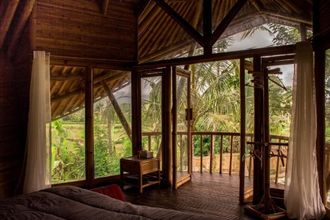 臥室 4 Hide Tumbuk Bamboo by Atharva Bali