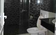 Toilet Kamar 7 An Phu Motel