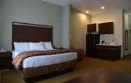 Bilik Tidur 4 Expo Inn & Suites