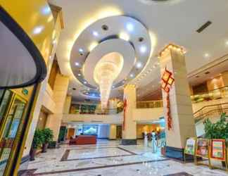 Lobby 2 Bolt Hotel Dalian