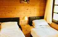Bedroom 6 Goldcrest 3 Hot Tub