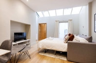 Bedroom Belgravia 1 Bed Stylish Apartment