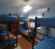 Bedroom 6 Kaya Hostal Apartments - Hostel