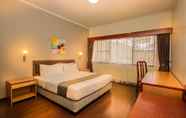 Kamar Tidur 3 Equatorial Hill Resort by Copthorne
