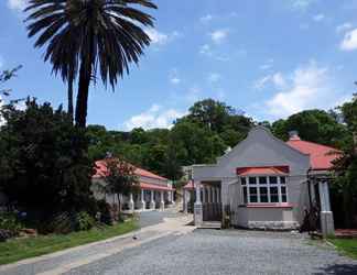 Exterior 2 Boer And Brit Self Catering Guest House