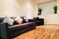 พื้นที่สาธารณะ 2bed 2bath apartment in kings cross