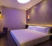 Bedroom 6 Orange Hotel Select Hongqiao Gubei