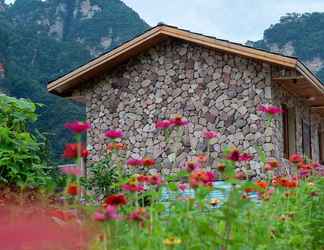 Exterior 2 Floral Hotel Ban Po Hui Wang Zhangjiajie