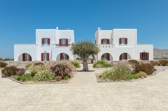 Exterior 4 Olives & Rocks Naxian Villas