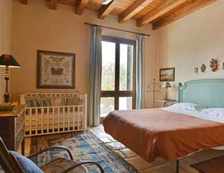 Bedroom 2 Villa Terra del Sole
