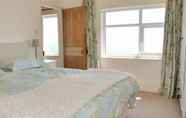 Kamar Tidur 4 7 Coastguard Cottages