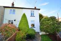 Exterior Charnwood Cottage