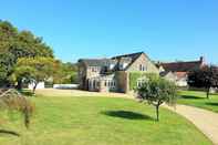 Exterior Rookley Farm Lodge