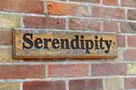 Exterior Serendipity