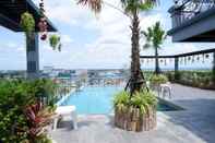 Swimming Pool Hak Huot Hotel I
