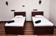 Kamar Tidur 5 Hotel Aram
