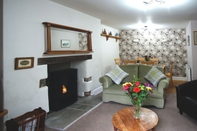 Lobi Charming Devon Holiday Cottage