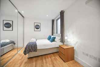 Bedroom 4 2 Bed Executive Apartment Near Camden Market with WiFi