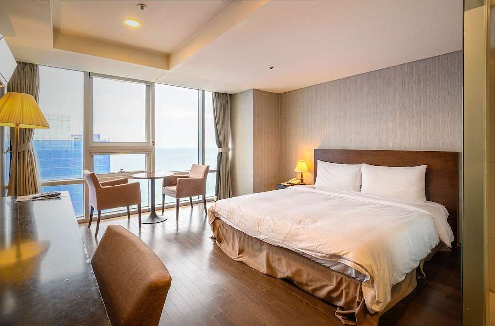 Haeundae Seacloud Residence Busan - Khách sạn ở Busan