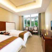 Kamar Tidur 4 Southeast Huadu Hot Spring Hotel