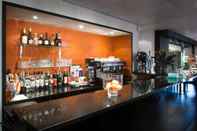 Bar, Cafe and Lounge Hotel Acadie Eragny sur Oise