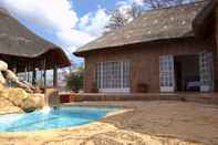 Swimming Pool Kudumela Bush Lodge