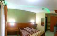 Bedroom 4 Graha Hermawan Guest House