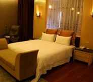 Phòng ngủ 3 Madrid Classic Hotel